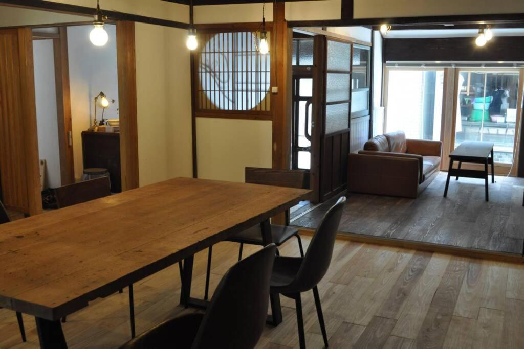 呼子の港路地の古民家一棟貸切宿梵soyogi كاراتسو المظهر الخارجي الصورة